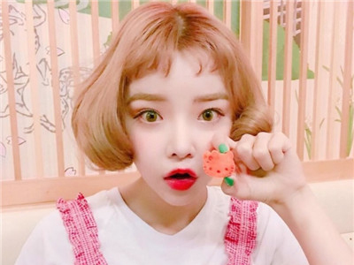 撩凯子识别男人的技巧,男人对你不感兴趣的5大特征!