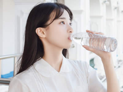 为什么有的情侣的感情越谈越深,有的却越谈越淡 ?