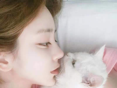 如何优雅的撩拨男人心?这三招让他心动指数爆表!