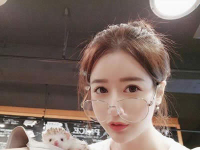 想要男生秒回你的信息,这样做就对了!