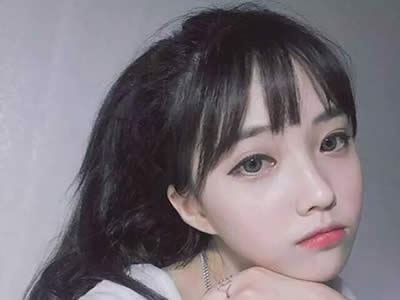 撩汉技巧:怎样做男人爱到深处内心深处的女人