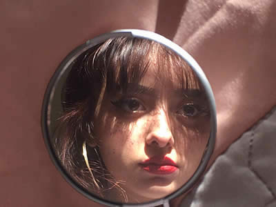 男生被丑女追的心理变化,长得不漂亮可以追男生吗?