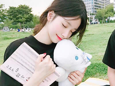 撩汉怎样才能拿捏住男人的心?如何让男人整天想你?