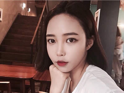 男生被丑女追的心理,长得丑可以倒追男生吗?