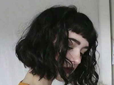 钓凯子开头要怎么做?钓凯子怎么开始跟男生聊天?