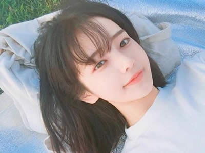 被很多女生追的男生可以追吗？自己不漂亮可以追男生吗？