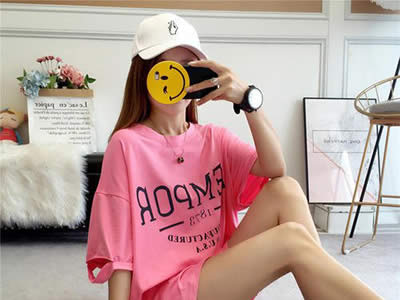 很多男生追一个女生怎么办?被很多男生追怎么选择?