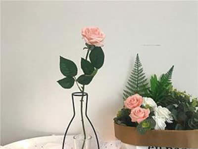 关于追男生说说,女生追男生跑怎么办?