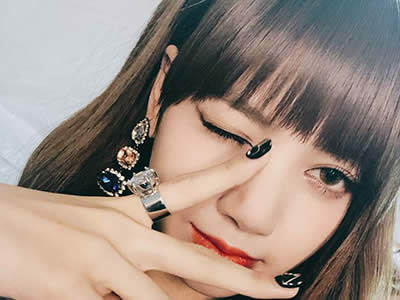 男生问女生有没有人追是喜欢女生吗?男生哪些表现说明他喜欢女生?