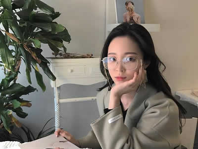 怎么追男生不会让他烦?追男生有哪些技巧?